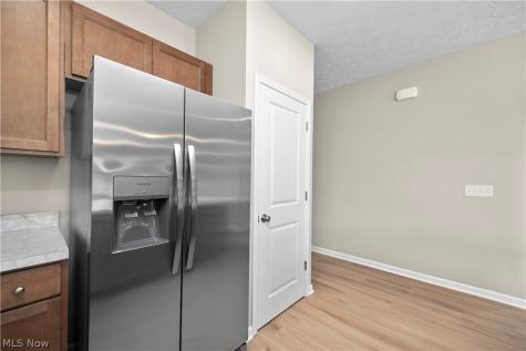 111 Brunswick Drive Elyria OH 44035