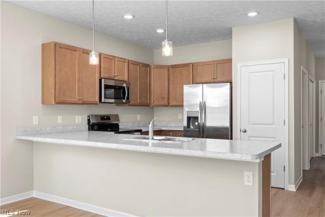 111 Brunswick Drive Elyria OH 44035