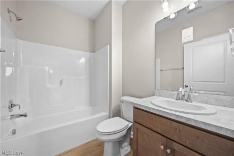111 Brunswick Drive Elyria OH 44035