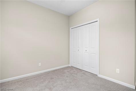 111 Brunswick Drive Elyria OH 44035