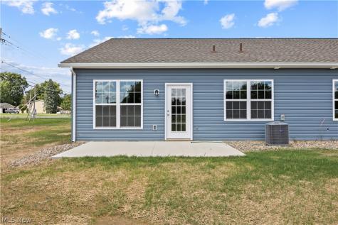 111 Brunswick Drive Elyria OH 44035