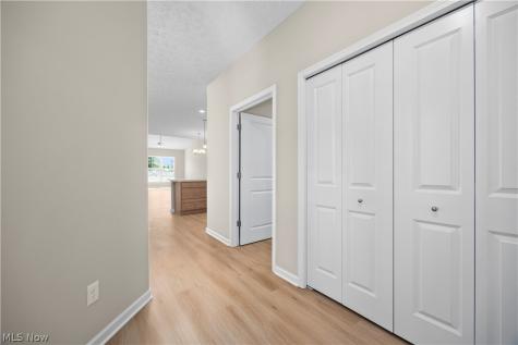 111 Brunswick Drive Elyria OH 44035
