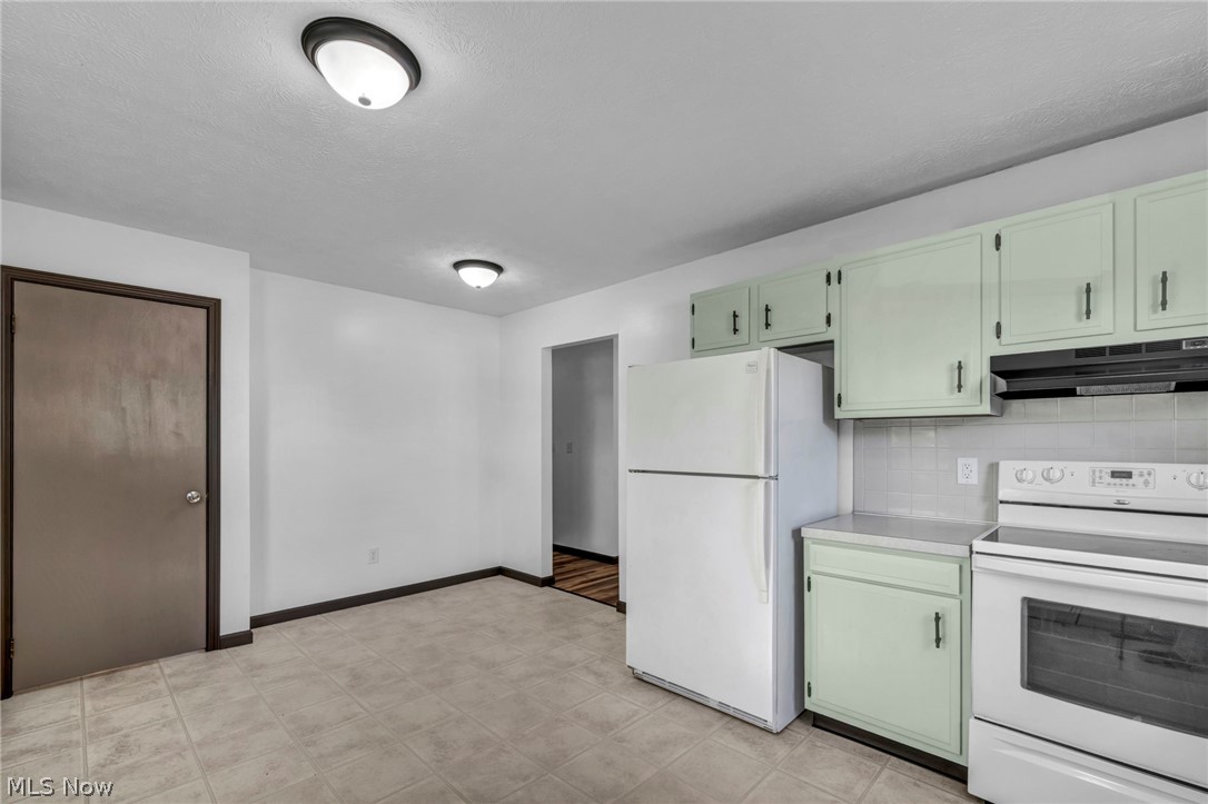 1144 Noble Street Barberton OH 44203