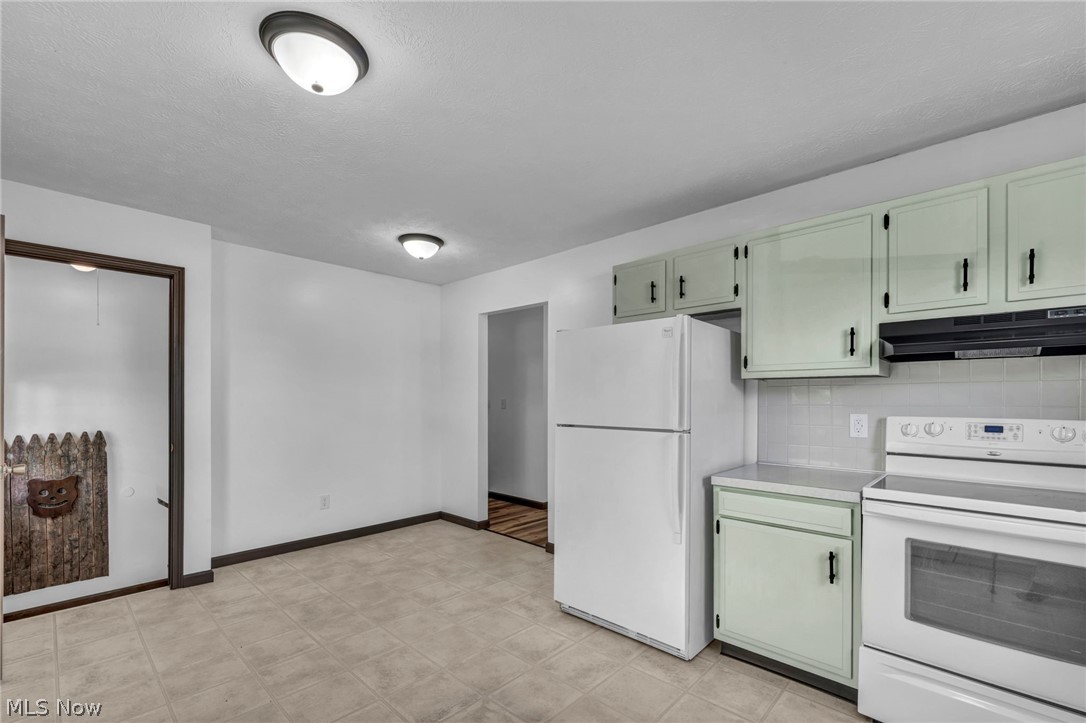 1144 Noble Street Barberton OH 44203
