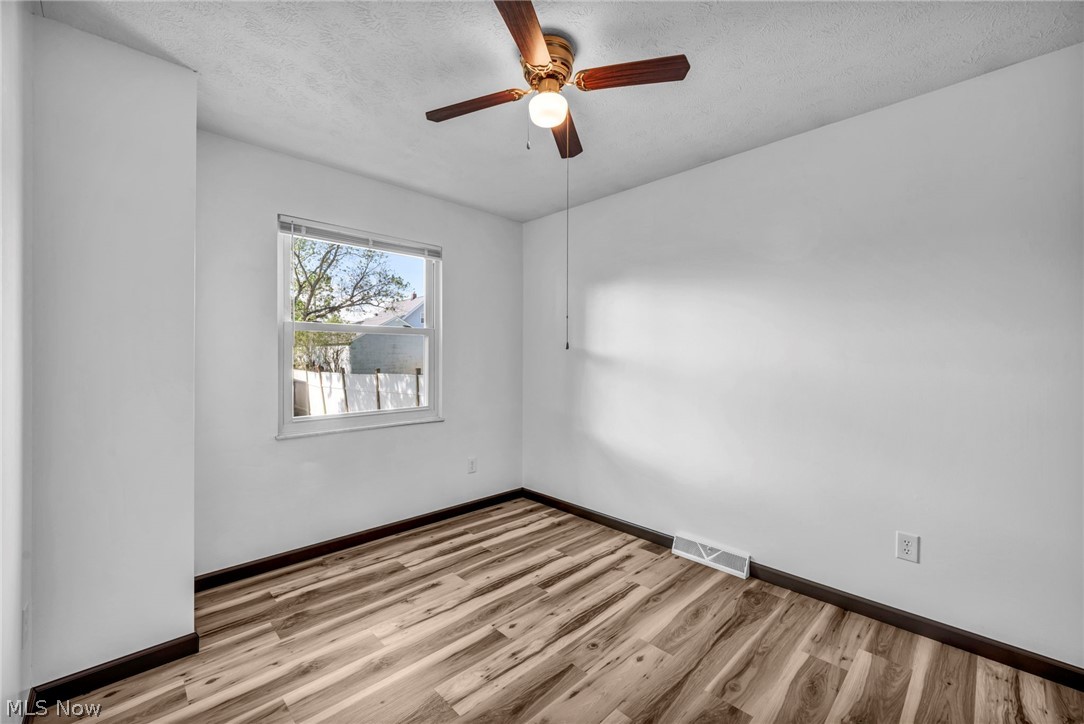 1144 Noble Street Barberton OH 44203