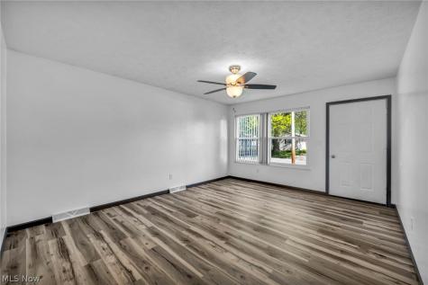 1144 Noble Street Barberton OH 44203