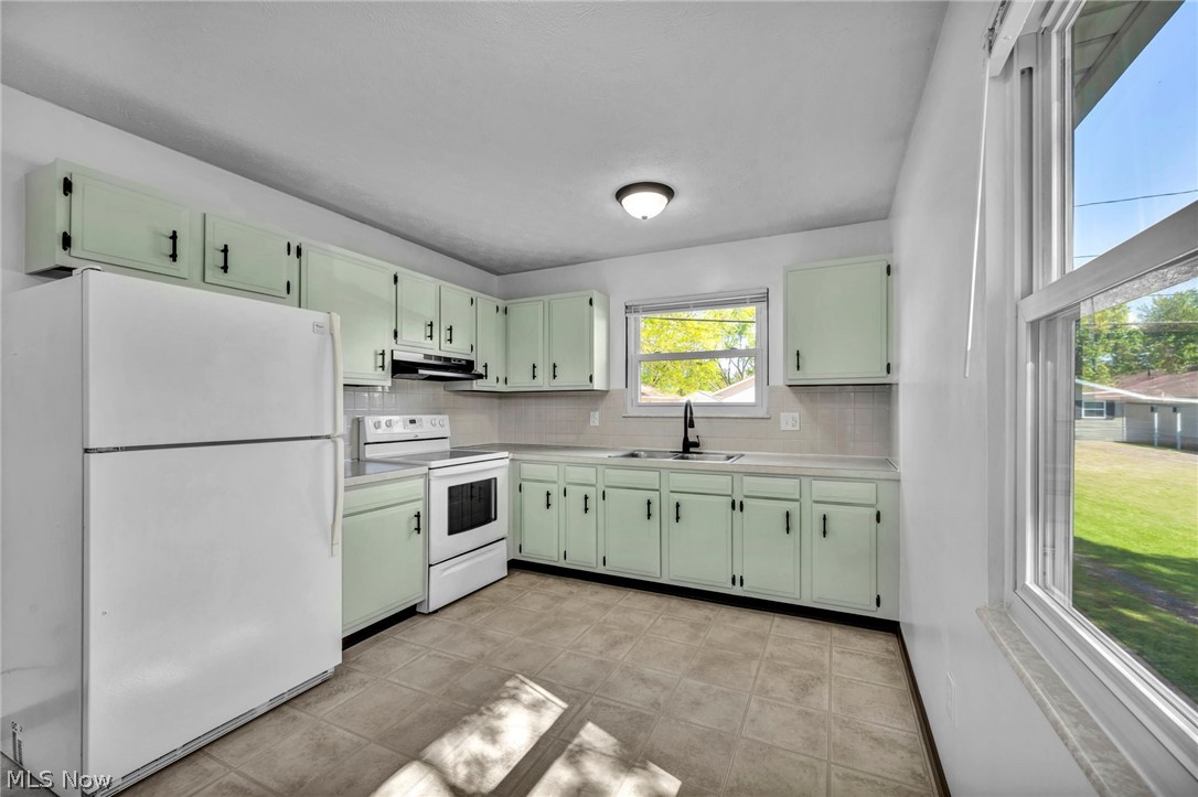 1144 Noble Street Barberton OH 44203
