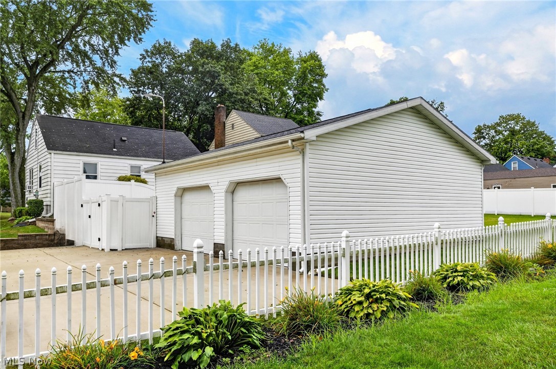 2196 Renwick Drive Poland OH 44514