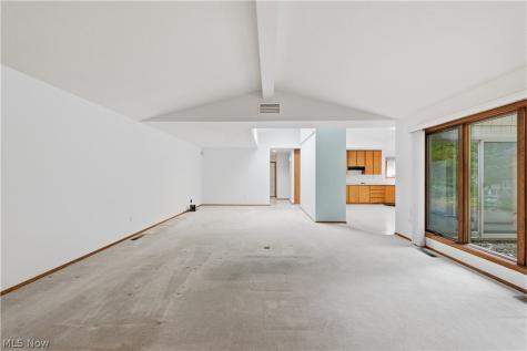12302 Kronos Court Strongsville OH 44149