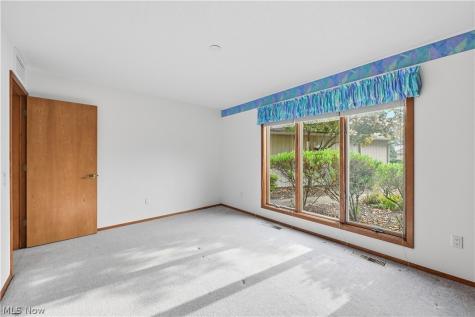 12302 Kronos Court Strongsville OH 44149