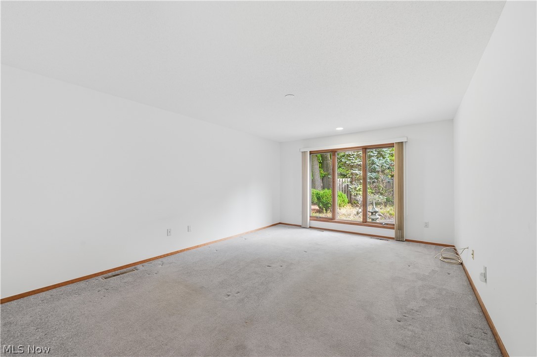 12302 Kronos Court Strongsville OH 44149