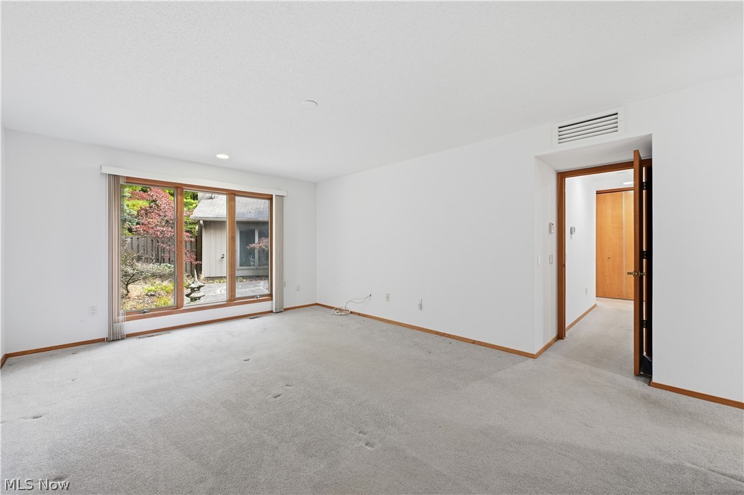 12302 Kronos Court Strongsville OH 44149
