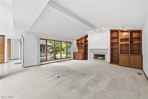 12302 Kronos Court Strongsville OH 44149