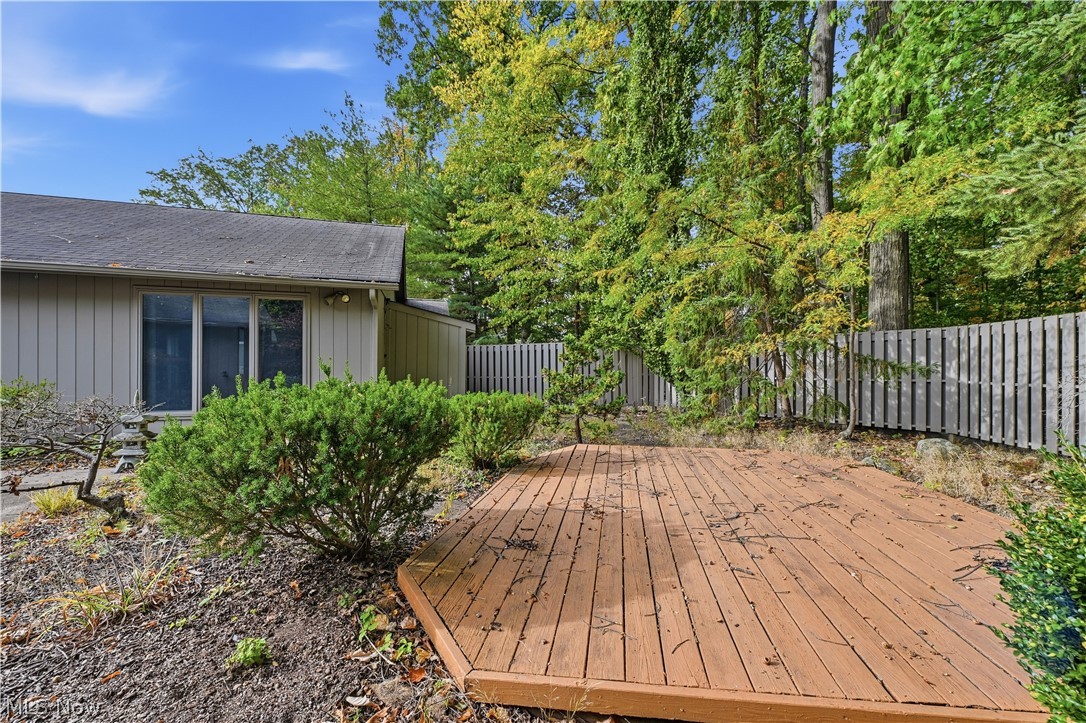 12302 Kronos Court Strongsville OH 44149