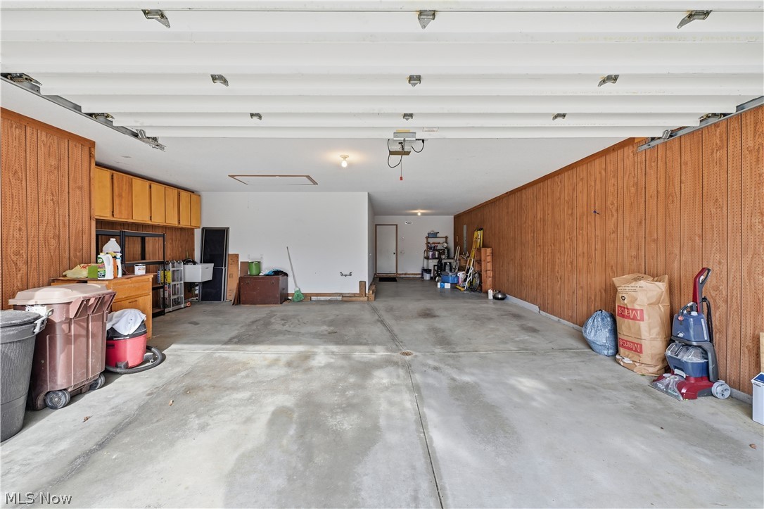 12302 Kronos Court Strongsville OH 44149