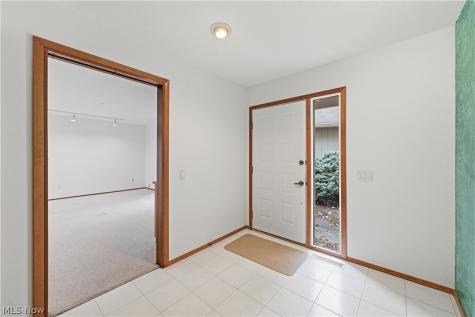 12302 Kronos Court Strongsville OH 44149