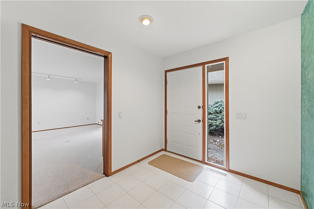 12302 Kronos Court Strongsville OH 44149