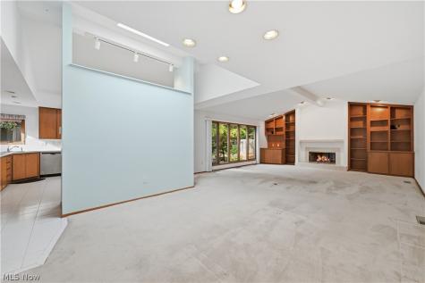 12302 Kronos Court Strongsville OH 44149