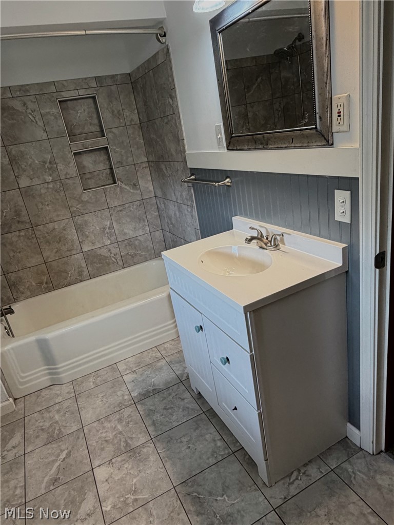 152 Fairdale Avenue Campbell OH 44405