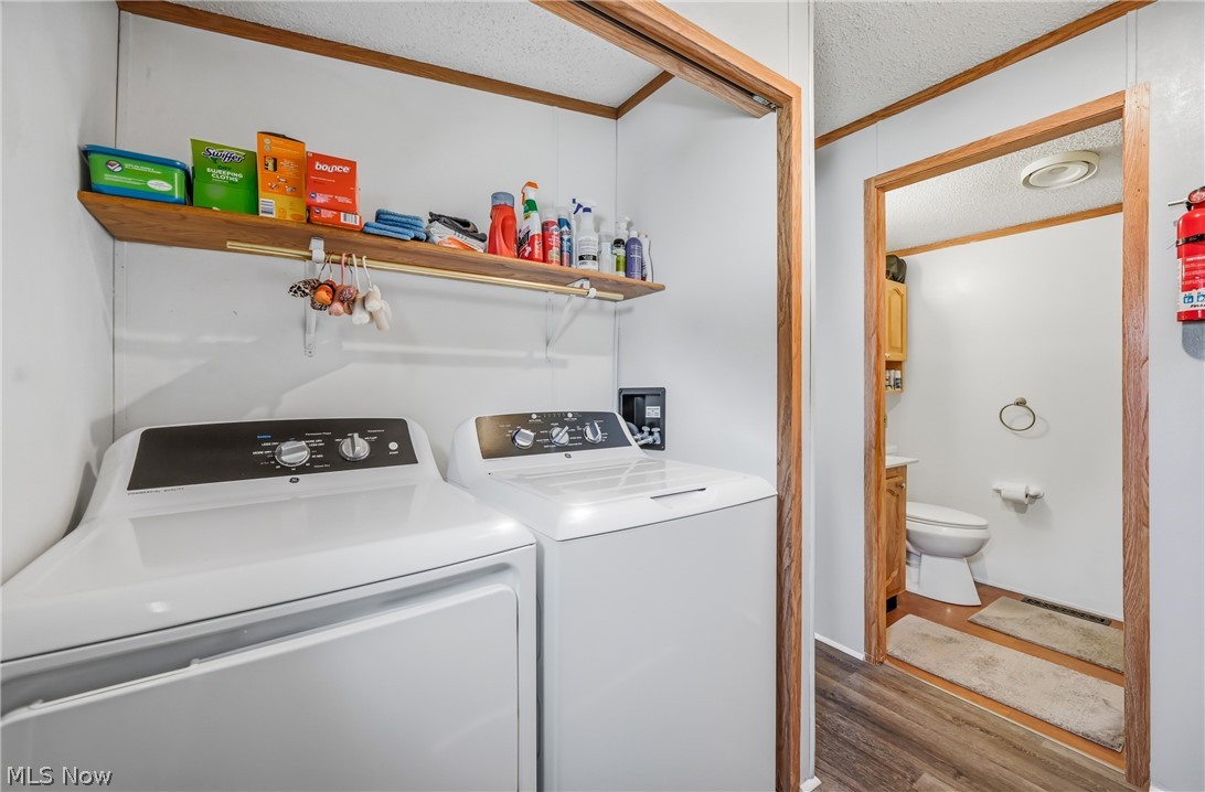 18 Oakwood Drive Beloit OH 44609