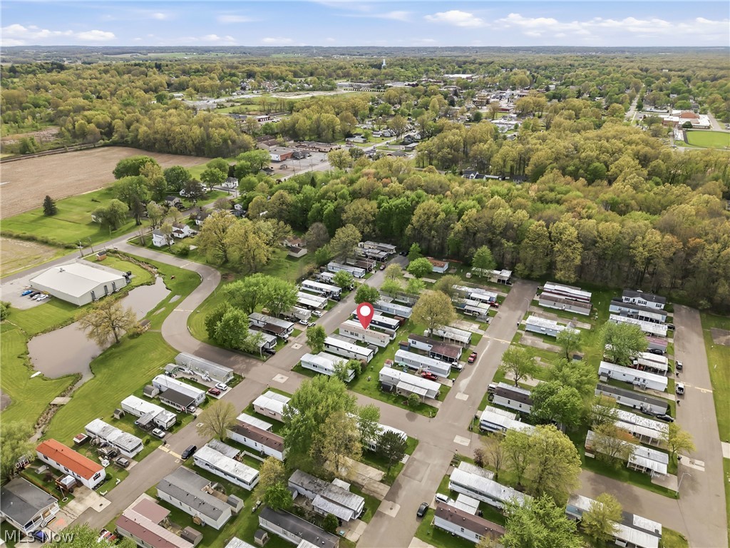 18 Oakwood Drive Beloit OH 44609