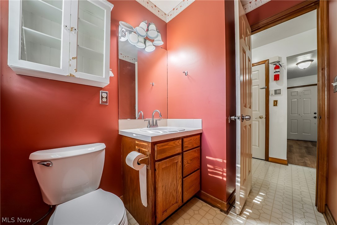 1211 Big Falls Avenue Akron OH 44310