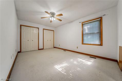 1211 Big Falls Avenue Akron OH 44310