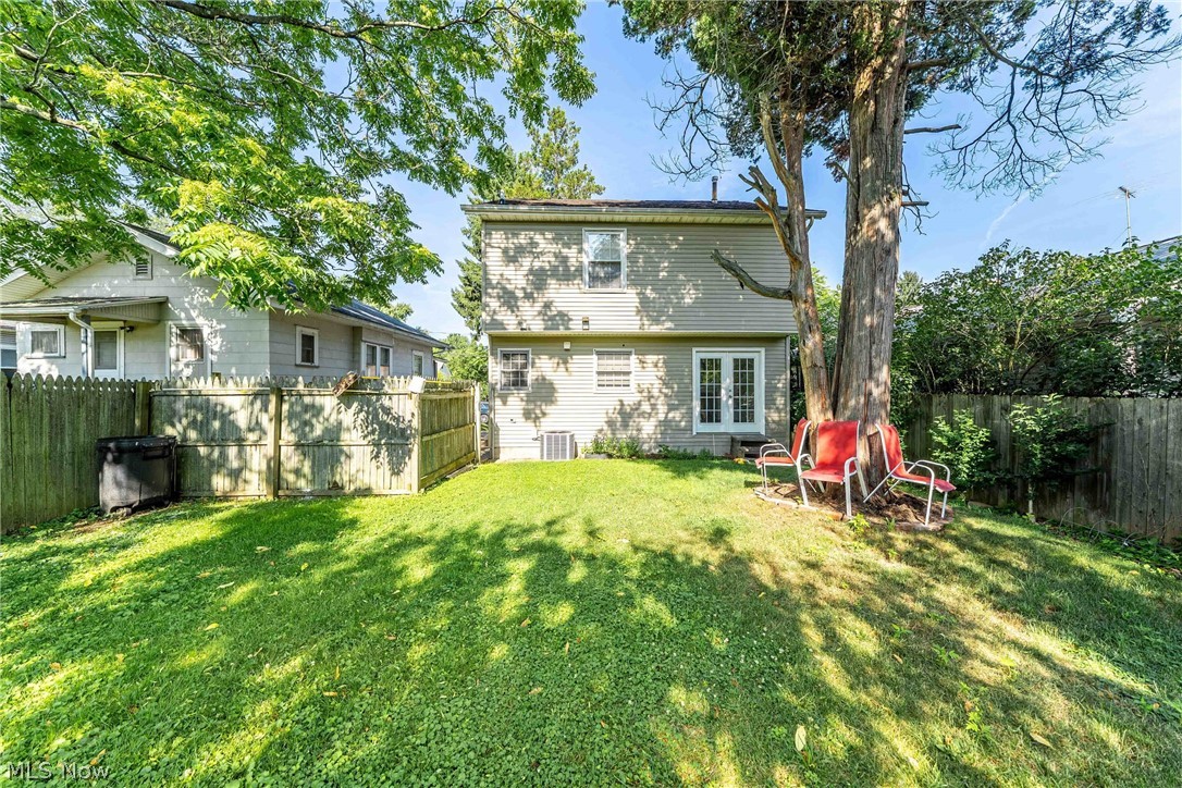 1211 Big Falls Avenue Akron OH 44310