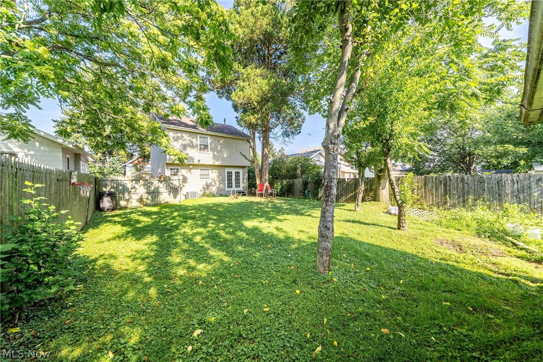 1211 Big Falls Avenue Akron OH 44310