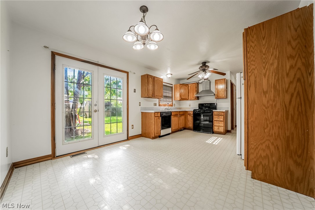 1211 Big Falls Avenue Akron OH 44310