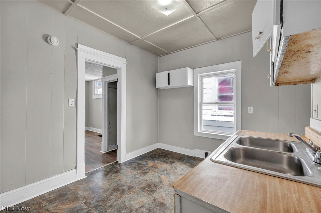 2917 Apple Avenue Lorain OH 44055