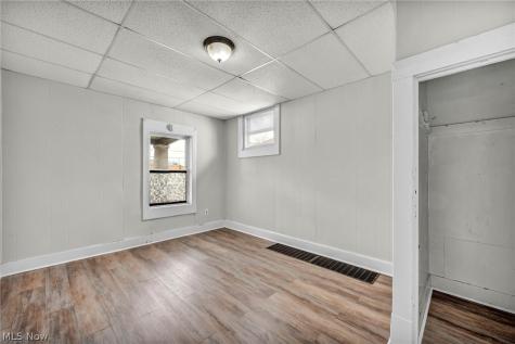 2917 Apple Avenue Lorain OH 44055