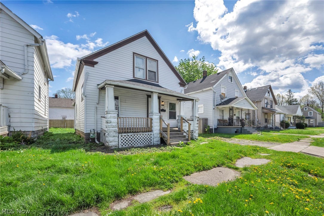 2917 Apple Avenue Lorain OH 44055