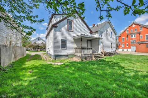 2917 Apple Avenue Lorain OH 44055