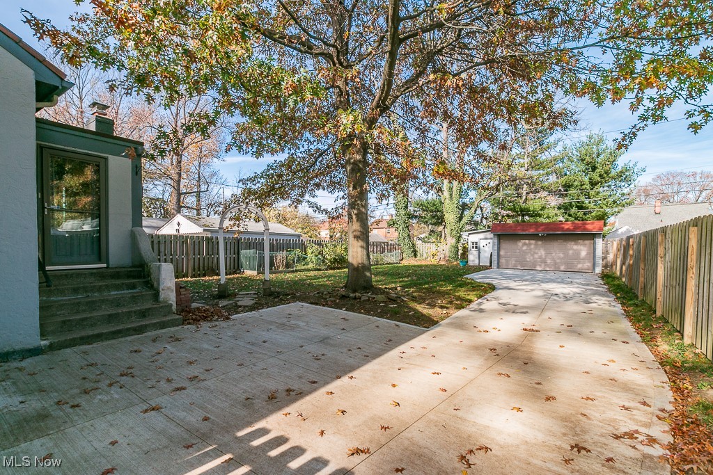 5205 Lynd Avenue Lyndhurst OH 44124