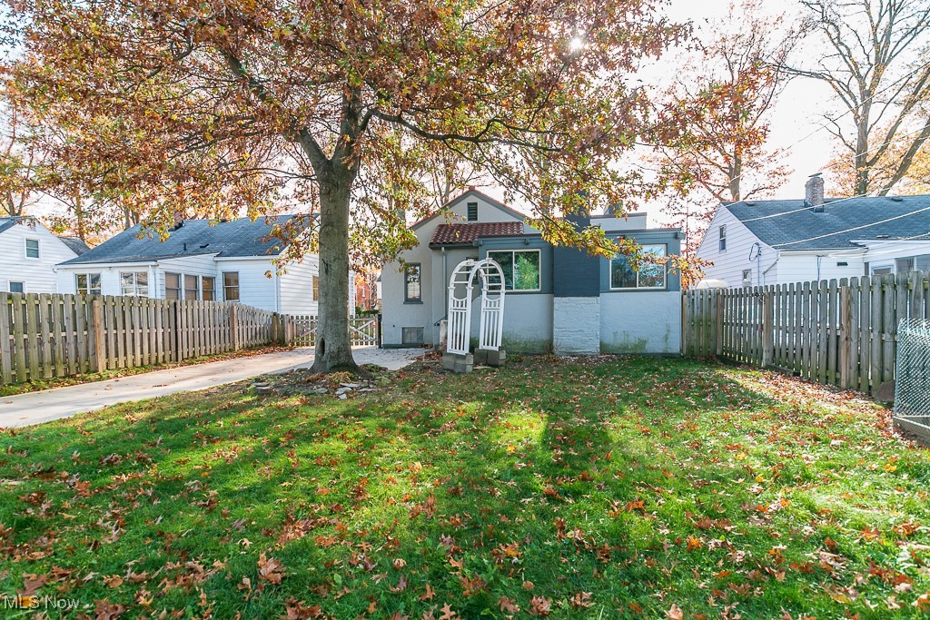 5205 Lynd Avenue Lyndhurst OH 44124