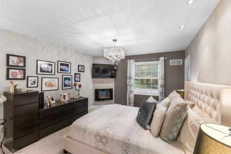 578 Martinique Circle Stow OH 44224