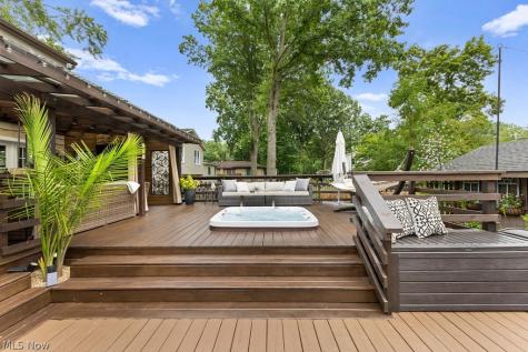 578 Martinique Circle Stow OH 44224