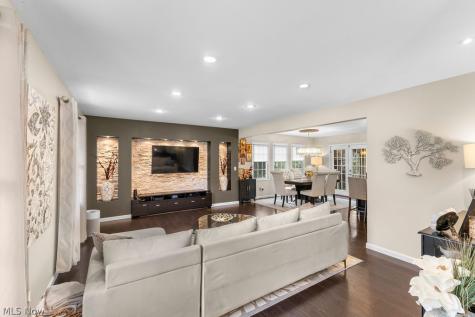 578 Martinique Circle Stow OH 44224