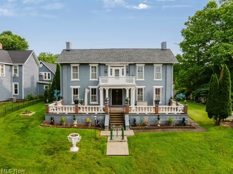 284 N Kennebec Avenue Mcconnelsville OH 43756