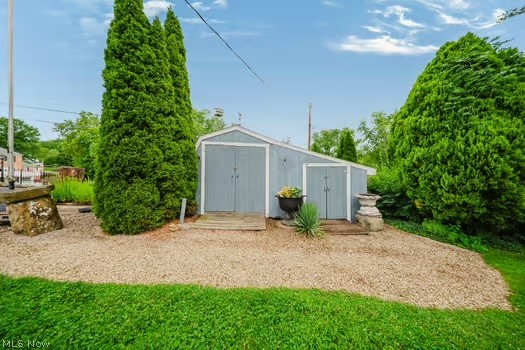 284 N Kennebec Avenue Mcconnelsville OH 43756