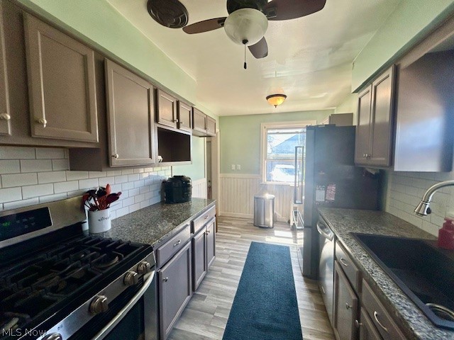11821 Ronald Drive Parma OH 44130