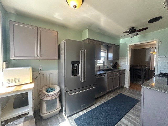 11821 Ronald Drive Parma OH 44130