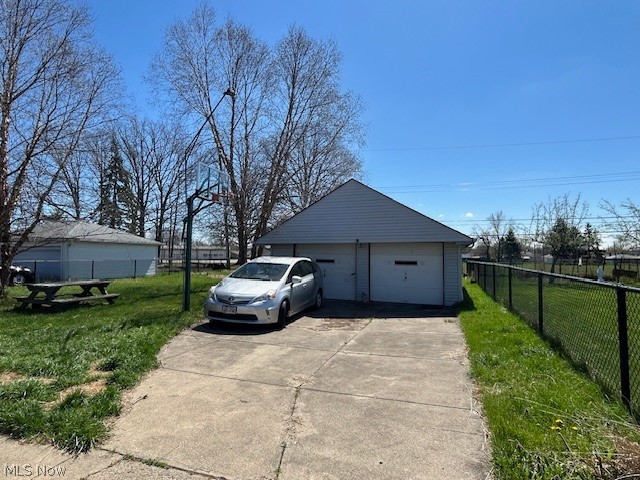 11821 Ronald Drive Parma OH 44130