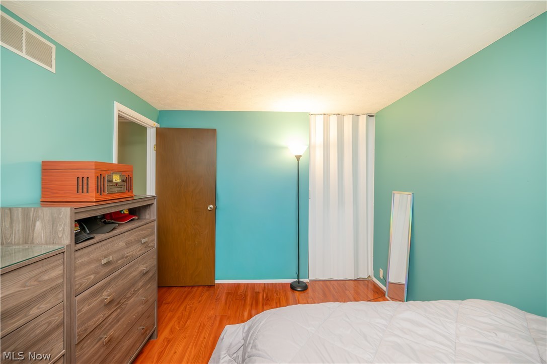 1431 Raccoon NE Howland OH 44484