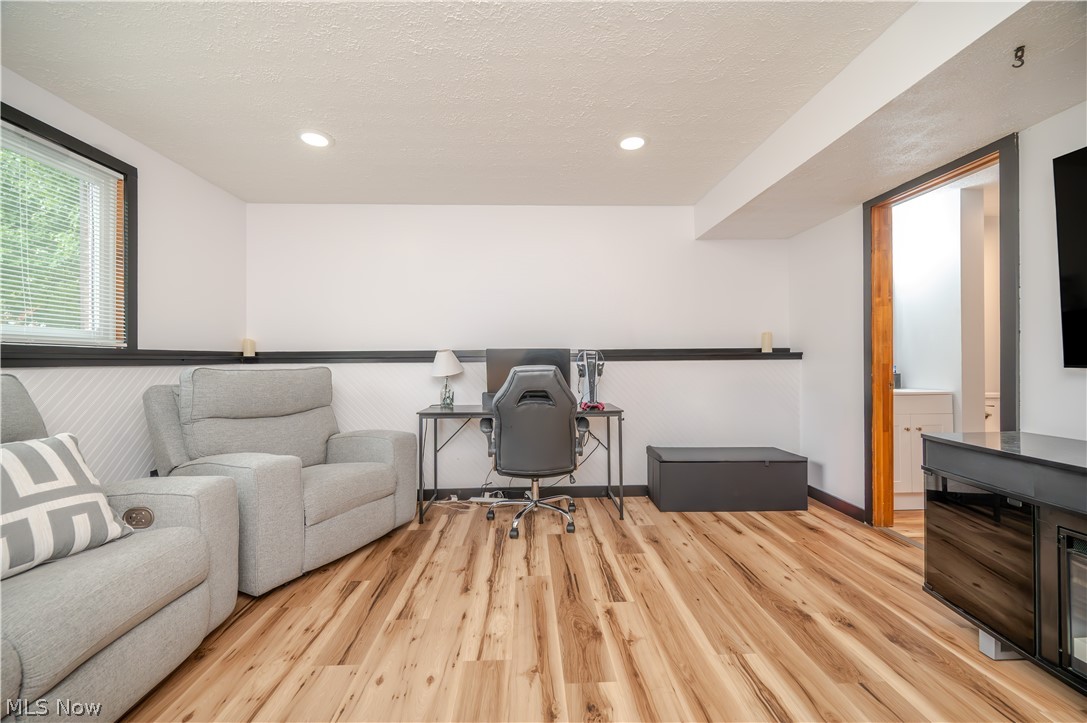 1431 Raccoon NE Howland OH 44484