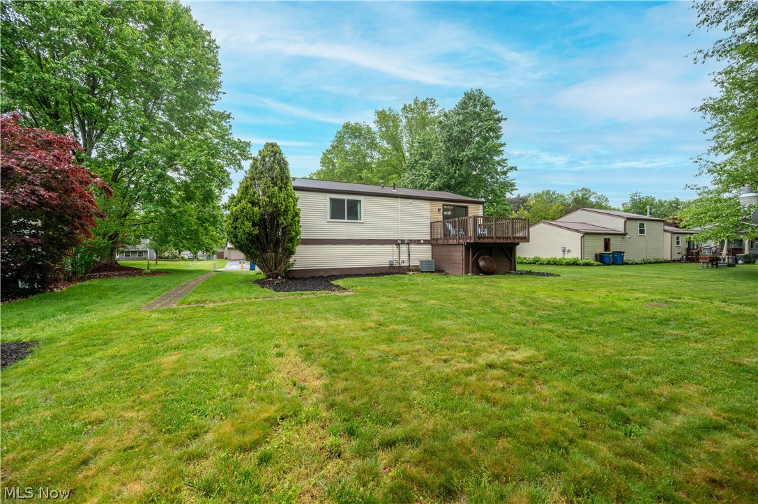 1431 Raccoon NE Howland OH 44484