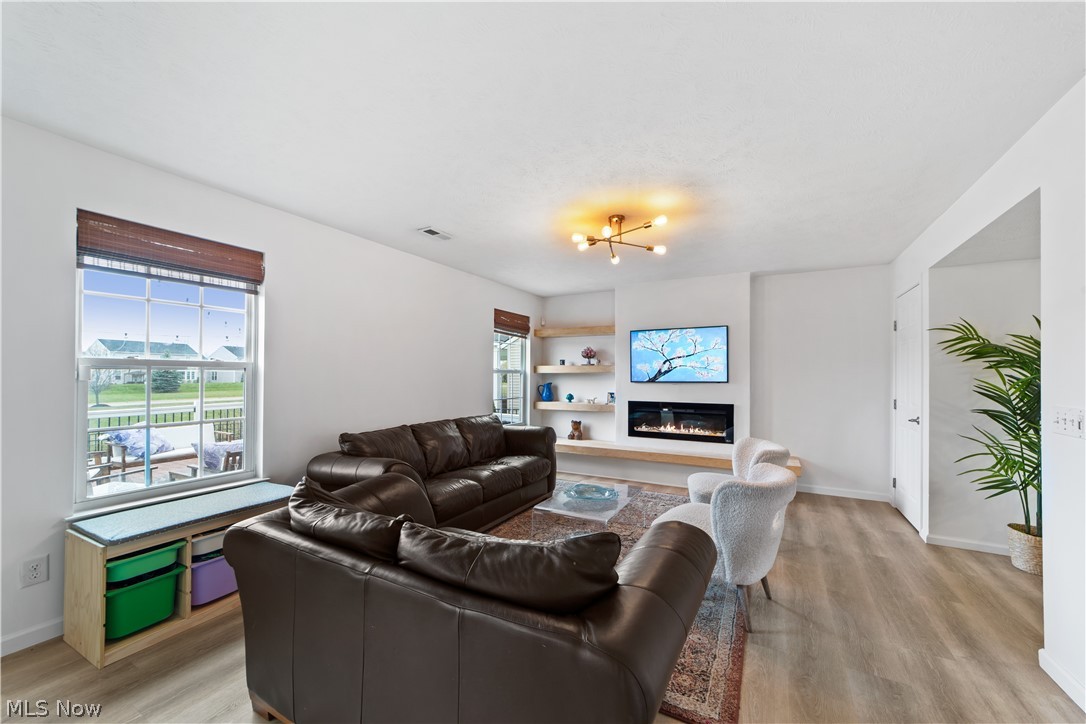 6120 Greenview Trail North Ridgeville OH 44039