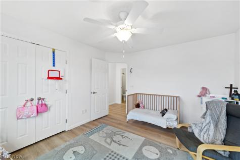 6120 Greenview Trail North Ridgeville OH 44039