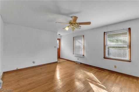 220 W Steels Corners Road Cuyahoga Falls OH 44223